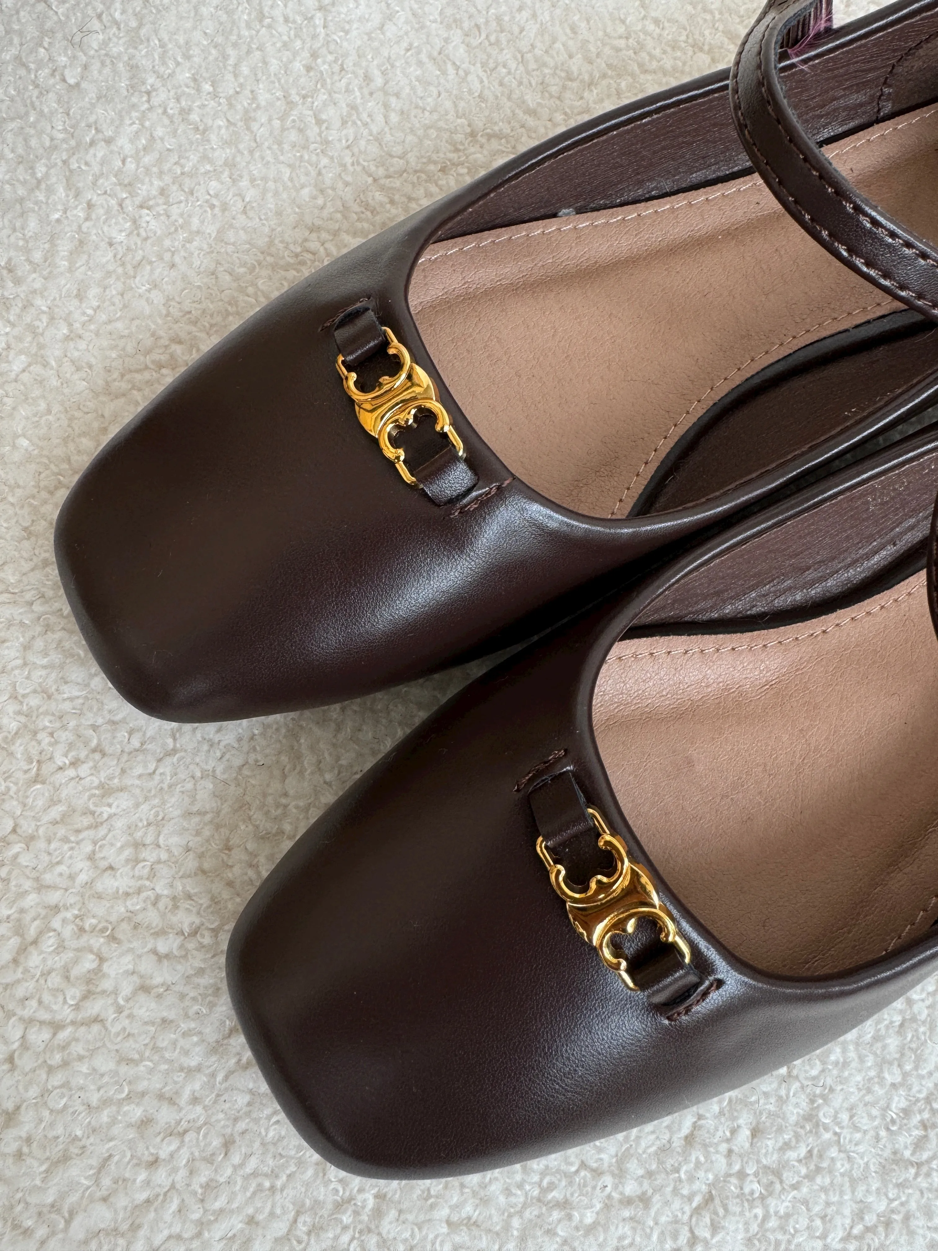 mari mary jane flats in chocolate