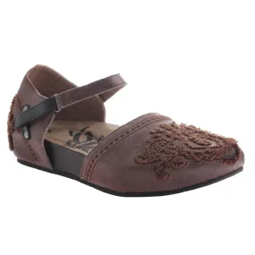 OTBT Women's Kalamazoo Flat